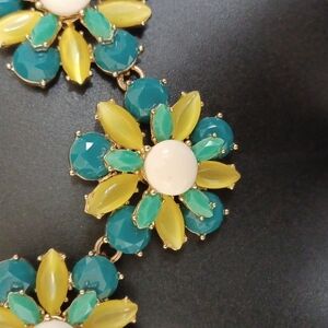 Banana Republic statement necklace Rhinestone Flower Turquoise Green Yellow
